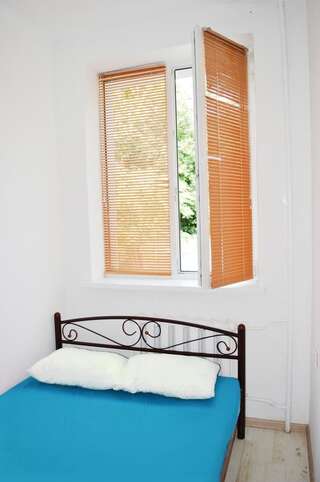 Хостелы Hostel Vokzal Киев Бюджетный двухместный номер с 1 кроватью-4